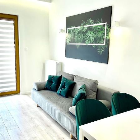 Modern Green Apartment Krakow Ngoại thất bức ảnh