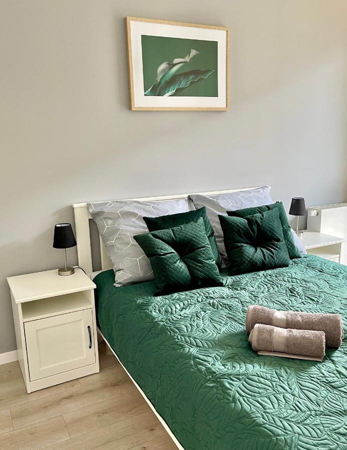 Modern Green Apartment Krakow Ngoại thất bức ảnh