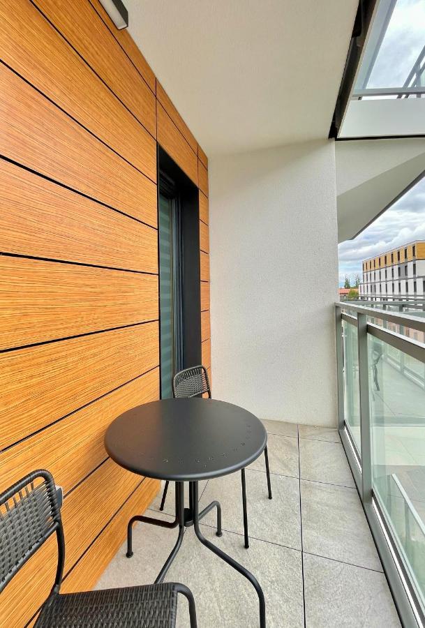Modern Green Apartment Krakow Ngoại thất bức ảnh